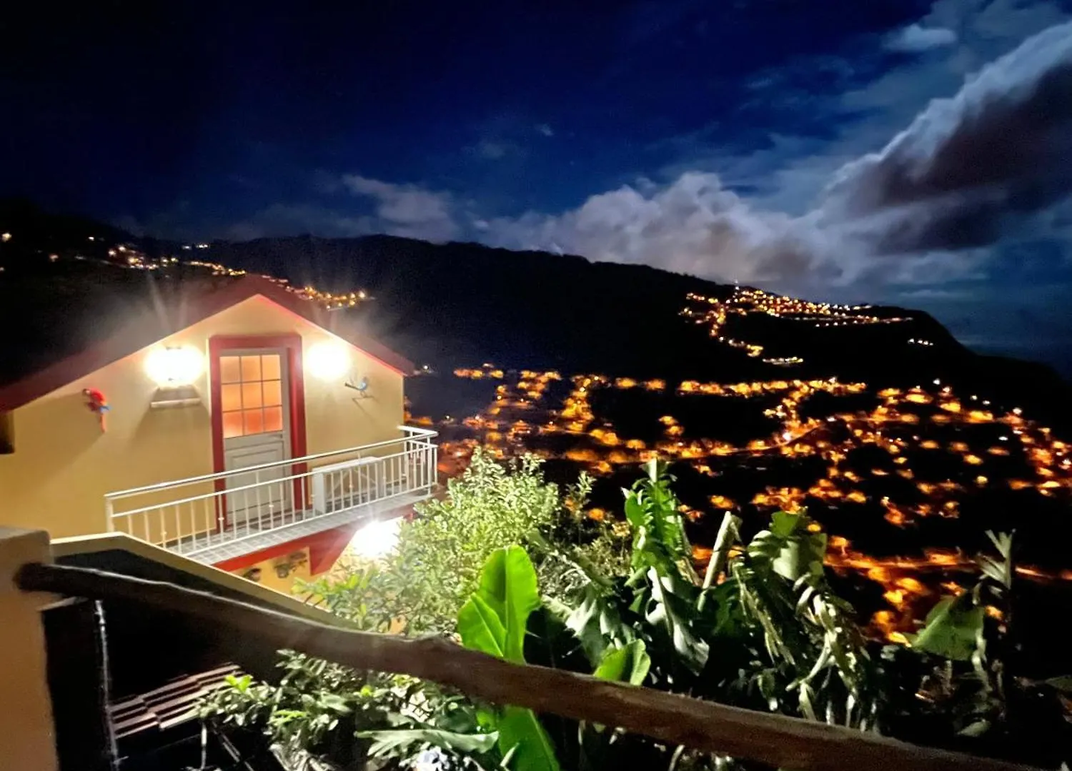 Tropical House Villa Ribeira Brava Portekiz